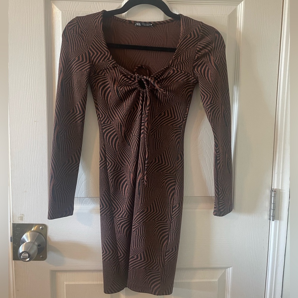 NEW Zara Long Sleeve Patterned Mini Dress